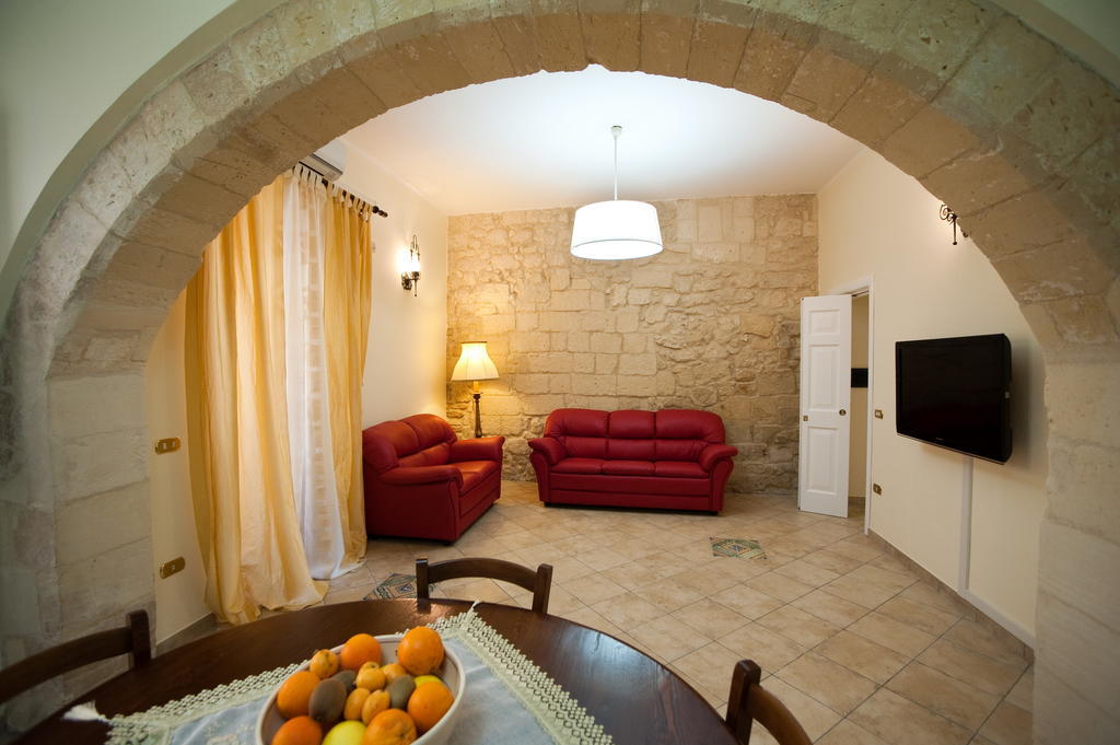 Le Antiche Mura Lecce Bagian luar foto