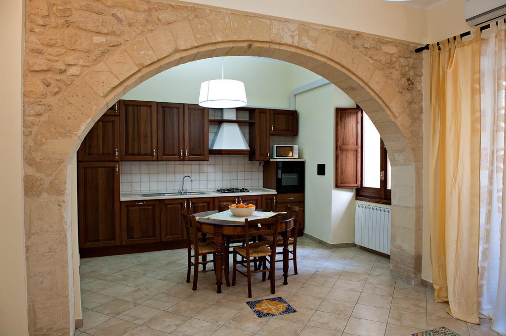Le Antiche Mura Lecce Bagian luar foto